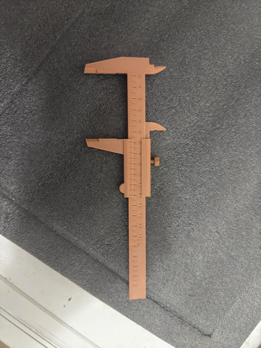 Calibrador tipo vernier, diseño de Jasuni123